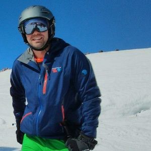 Mountain HardWear Men’s Snowtastic Jacket